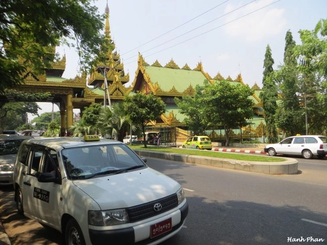 Ngôi chùa dát 90 tấn vàng và hàng nghìn viên kim cương ở myanmar - 2