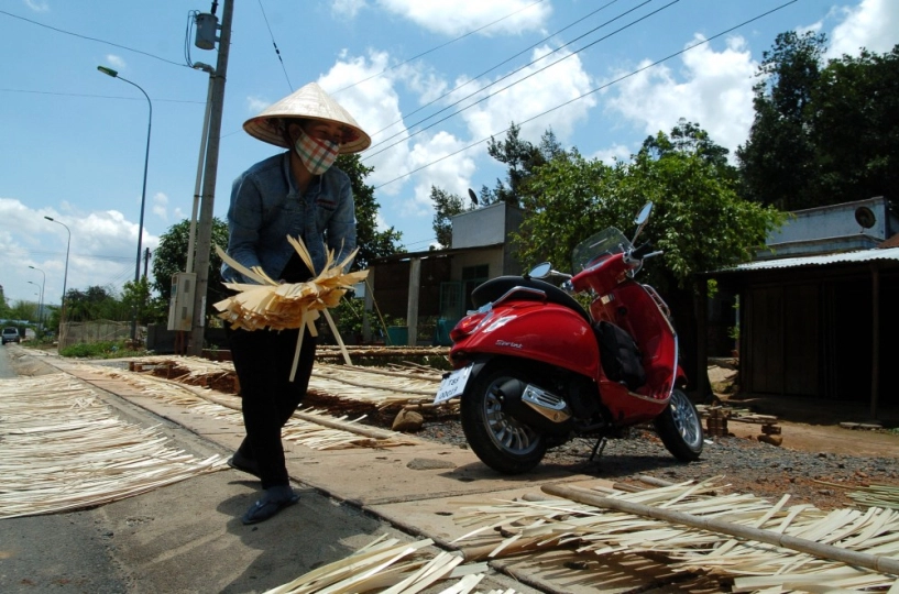 Nhật kí ngày đầu photo tour cùng vespa sprint gts 150 chinh phục langbiang - 17