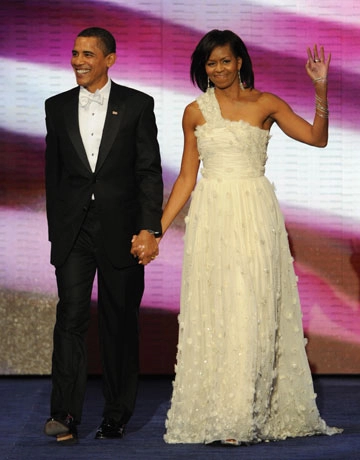 Những bộ váy chinh phục cử tri của bà obama - 1