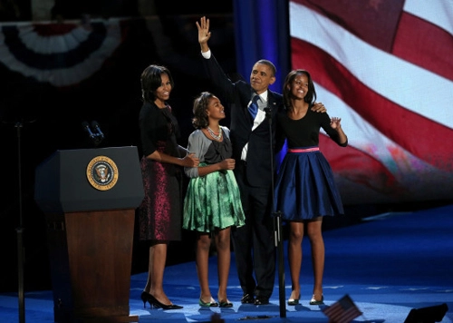 Những bộ váy chinh phục cử tri của bà obama - 2