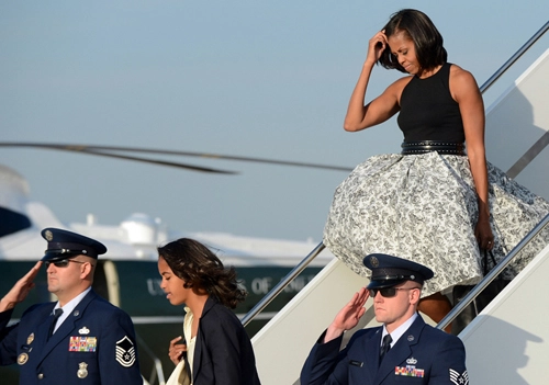 Những bộ váy chinh phục cử tri của bà obama - 6