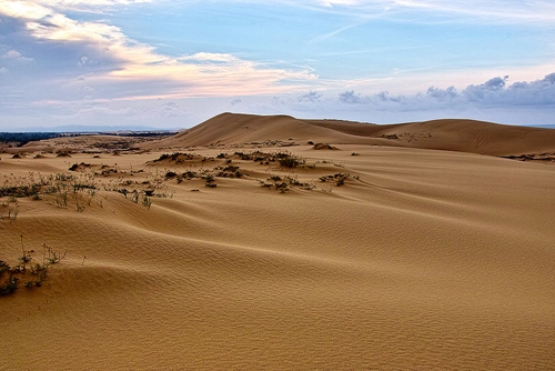 Những đồi cát nổi tiếng ở miền trung - 1
