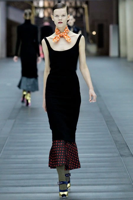 Những mẫu váy ứng dụng đẹp nhất tuần thời trang paris - 2