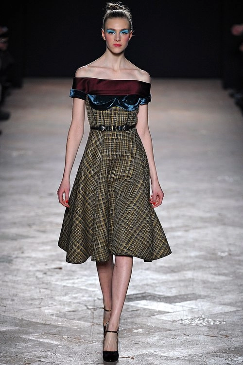 Những mẫu váy ứng dụng đẹp nhất tuần thời trang paris - 3