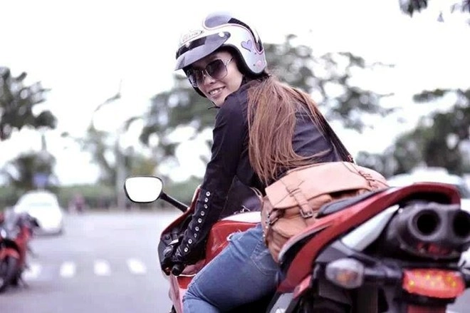 Những nữ biker việt cá tính đam mê xe pkl - 4