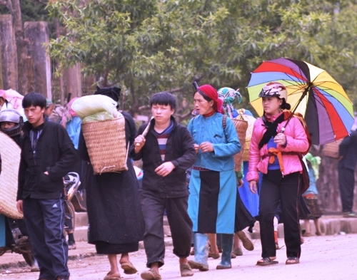 Những phiên chợ lùi chỉ có ở hà giang - 1