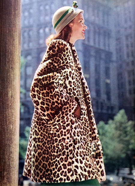 Những thiết kế áo khoác đẹp của thập niên 20-60 - 5