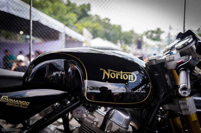 Norton commando 961 café racer tại vmf 2015 - 11