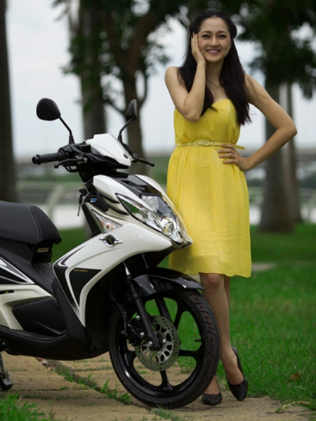 Nouvo sx và cô nàng ca sĩ xinh đẹp - 2