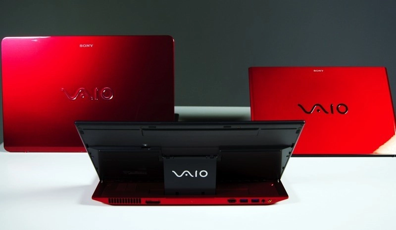 Phiên bản laptop vaio màu đỏ đẹp long lanh của sony - 13