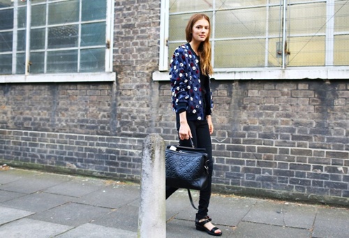 Phong cách street style ấn tượng ở london fashion week - 6
