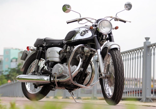 Phục chế xế cổ honda cb450 1965 ở sài gòn - 4