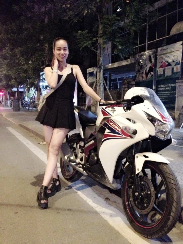 Phượt ngay đến huế để ngắm nữ biker xinh đẹp - 5