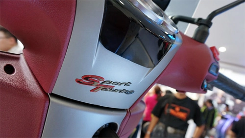 Piaggio ra mắt cặp đôi scooter sport tại indonesia - 10