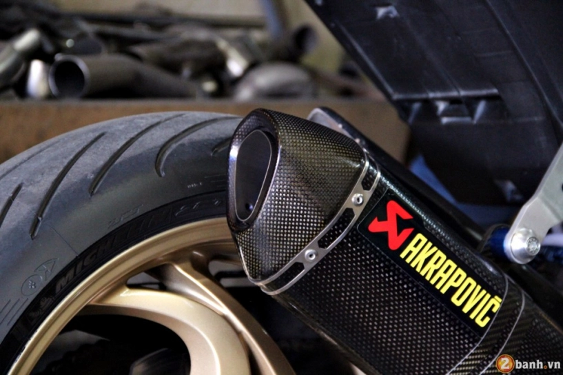 Quá trình lên pô akrapovic cho honda cb1000r - 27