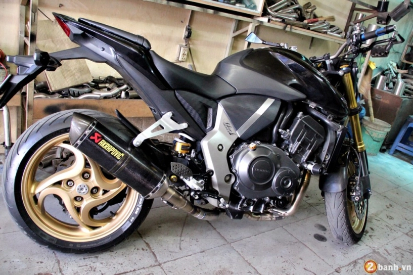 Quá trình lên pô akrapovic cho honda cb1000r - 32