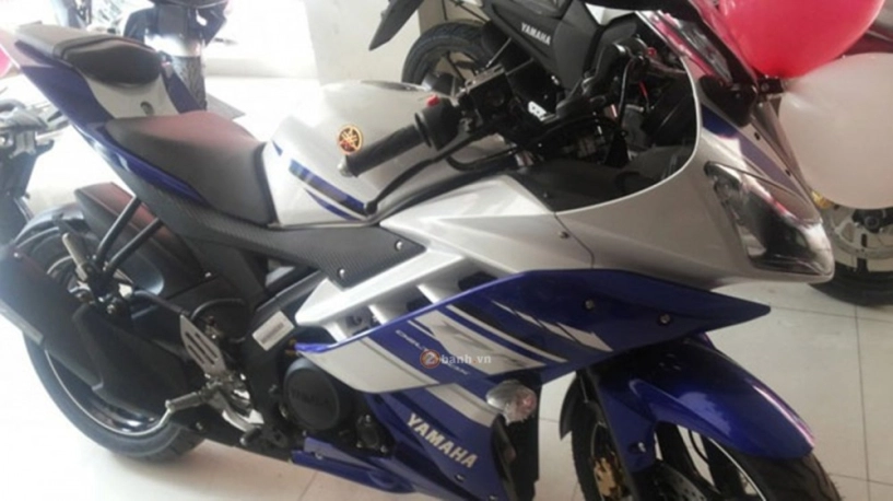 R15 version 3 của yamaha đã về đến showroom - 1