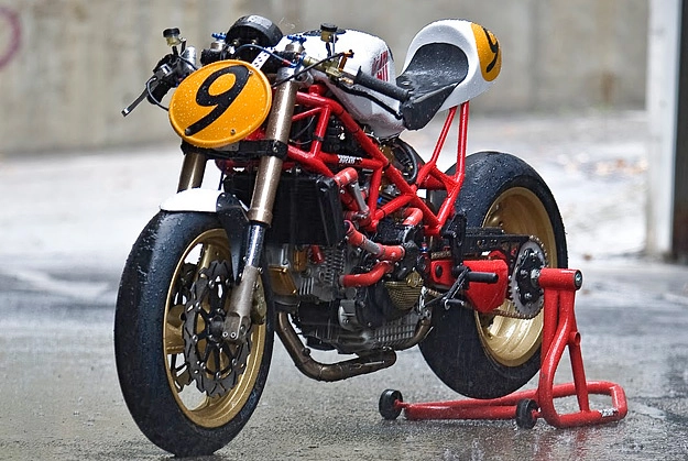 Radical ducati chiếc xe độ mạnh mẽ trong từng đường nét - 1