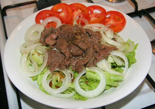 Salad xà lách trộn thịt bò thanh mát ngon miệng - 7