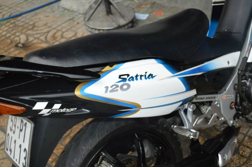 Satria 2006 lên tem đấu và chất chơi với 1 gắp - 2