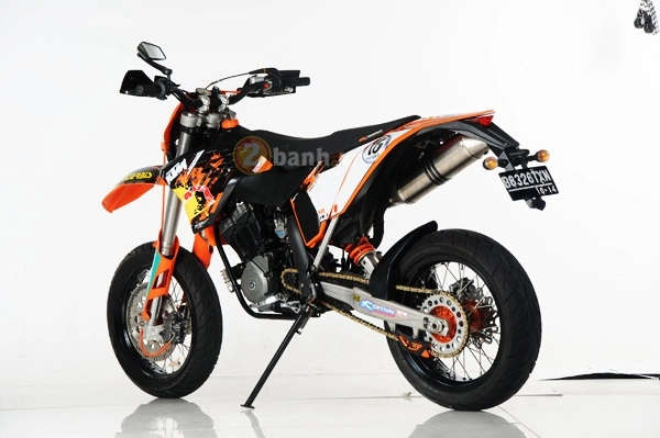 Satria f độ biến thể theo phong cách cào cào ktm exc 250 - 3