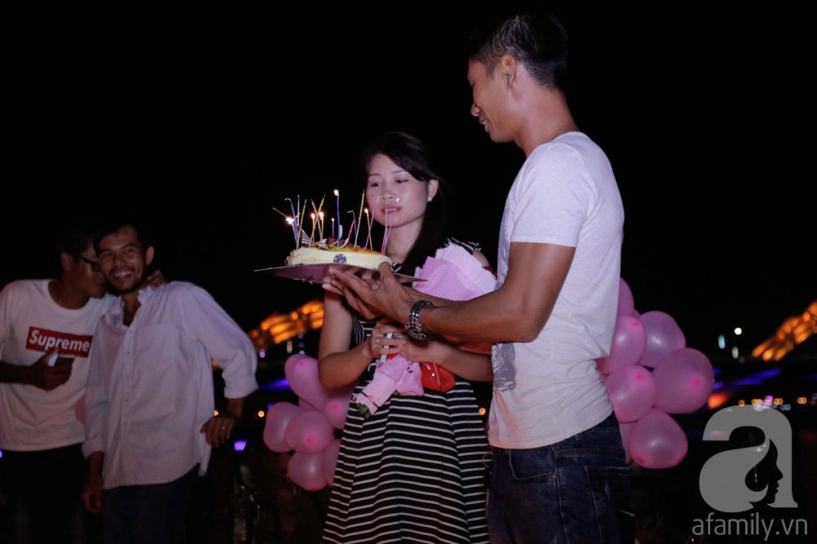 Siêu lãng mạn với màn tổ chức sinh nhật cho bạn gái như phim hàn - 7