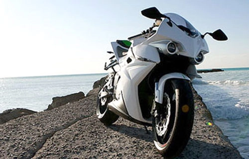 Siêu môtô điện energica đến từ italia - 3