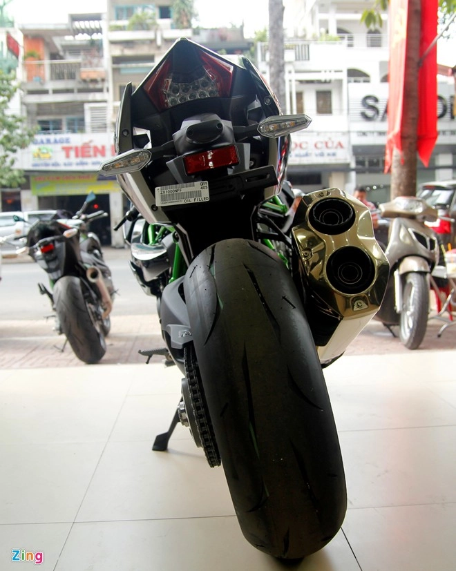 Siêu môtô kawasaki ninja h2 đầu tiên về việt nam - 3