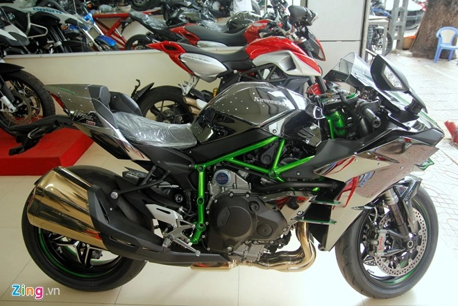 Siêu môtô kawasaki ninja h2 đầu tiên về việt nam - 4