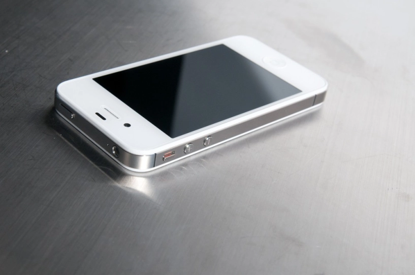 Sự thay đổi giá bán của iphone 4s - 1