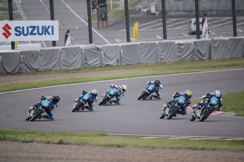 Suzuka circuit tay đua việt nam dành chiến thắng thuyết phục trước vđv sri lanka - 3