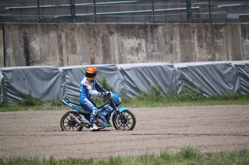 Suzuka circuit tay đua việt nam dành chiến thắng thuyết phục trước vđv sri lanka - 4