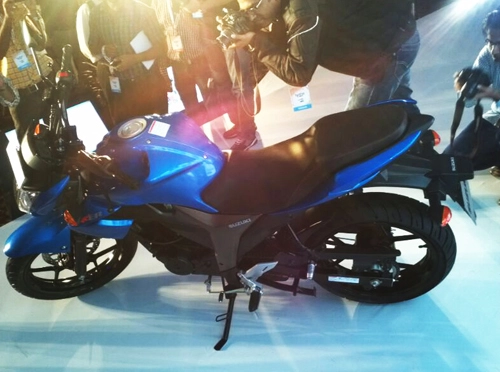 Suzuki gixxer 150 chính thức ra mắt tại ấn độ - 5