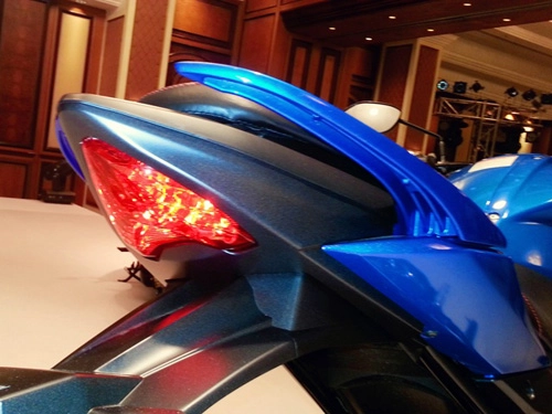 Suzuki gixxer 150 xe côn tay kiểu dáng thể thao giá rẻ tại ấn độ - 9