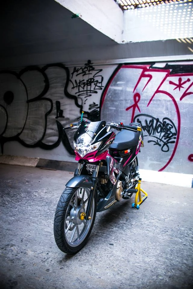 Suzuki raider 150 độ gần như full option của biker sài gòn - 2