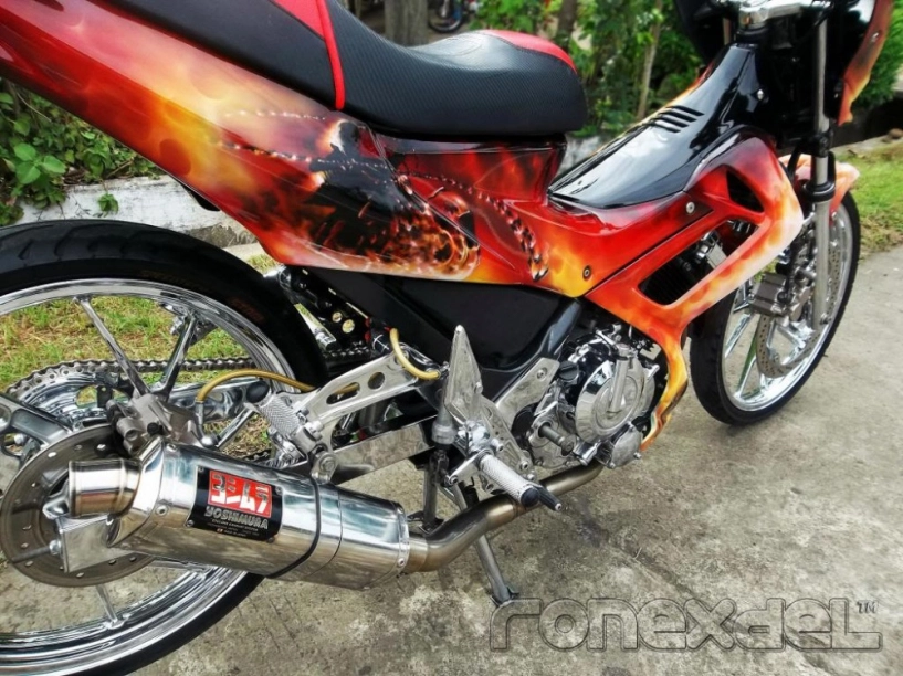 Suzuki raider cực ngầu với phong cách ghost rider - 10