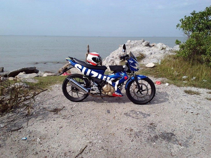 Suzuki raider tem đấu gp 2015 - 4