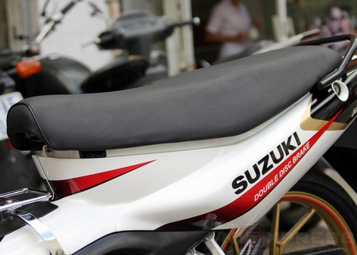 Suzuki satria r chiến mã đường phố - 2
