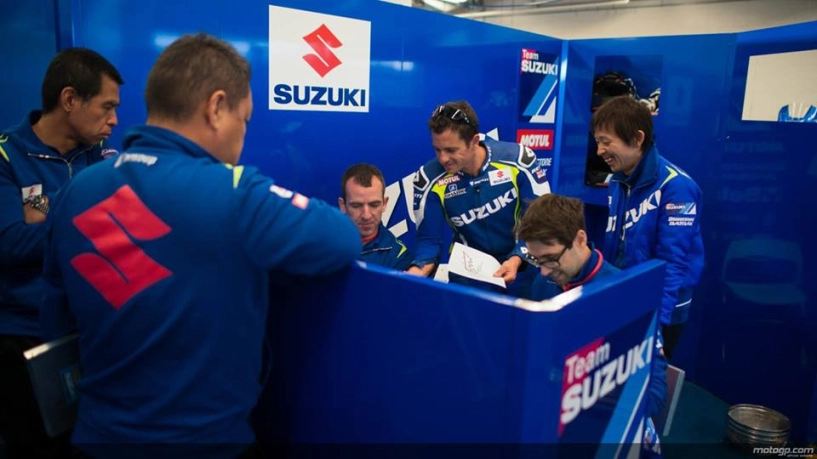 Suzuki sẽ trở lại moto gp trong màu áo xanh tuyệt đẹp - 2