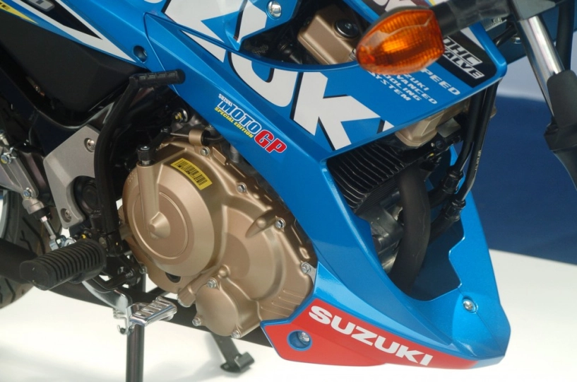 Suzuki việt nam lần đầu tiên trưng bày mẫu xe moto gp satria f150 - 4