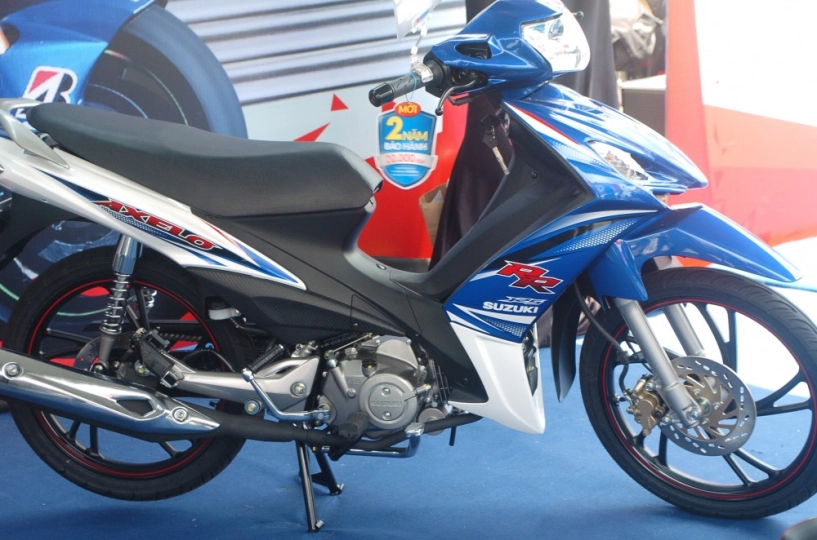 Suzuki việt nam lần đầu tiên trưng bày mẫu xe moto gp satria f150 - 11