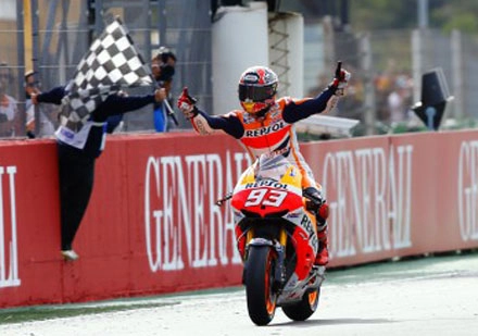 Tay đua marc marquez gặp tai nạn trong buổi tập - 3