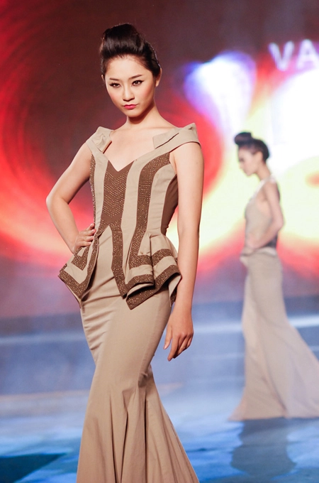 Thiết kế tại vietnam fashion week ngày 612 - 9