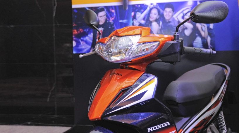 Thử so sánh honda blade 110 và yamaha sirius - 3