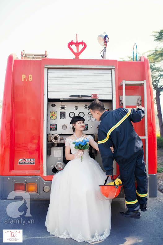 Tình yêu 7 năm tuyệt đẹp của chàng lính cứu hỏa trong bộ ảnh cưới gây sốt - 7