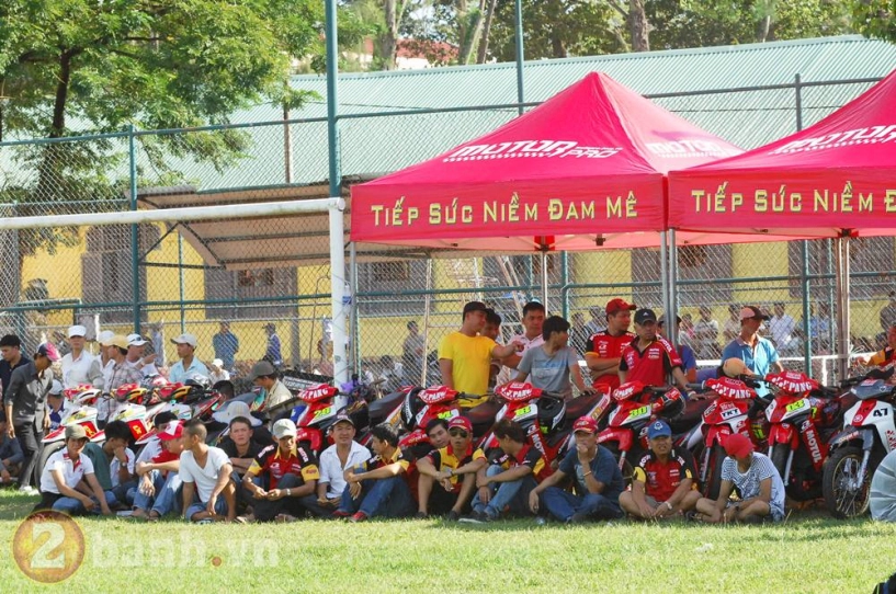 Toàn cảnh ngày thi đấu chính thức giải đua xe trà vinh 1711 - 4