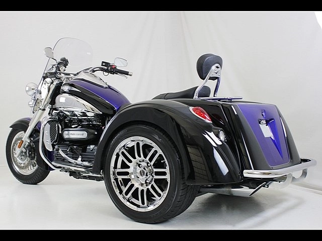 Triumph rocket iii với phiên bản biến thể 3 bánh từ motor trike - 3