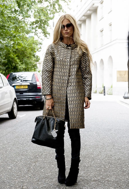  váy áo thời thượng trên đường phố london fashion week - 5