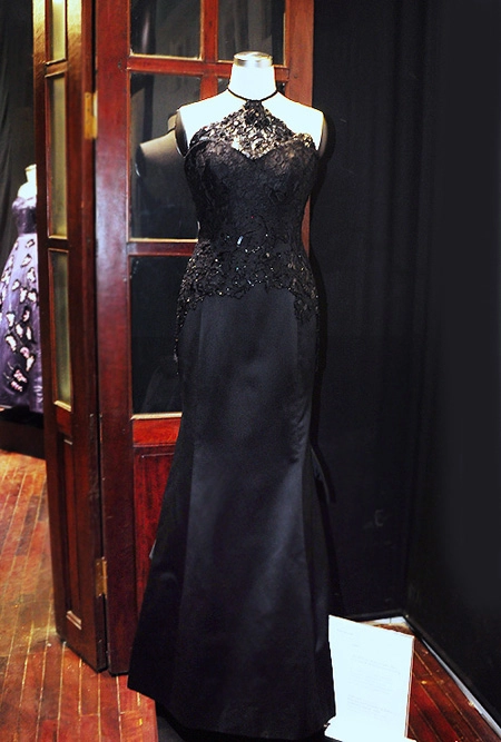Váy audrey hepburn elizabeth taylor trưng bày tại vn - 9