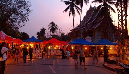 Về cố đô luang prabang để du xuân - 2